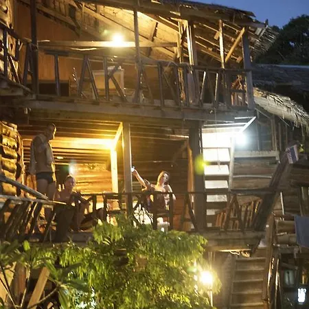 Sunflower Boathouse Hotel Phi Phi Don Exterior photo